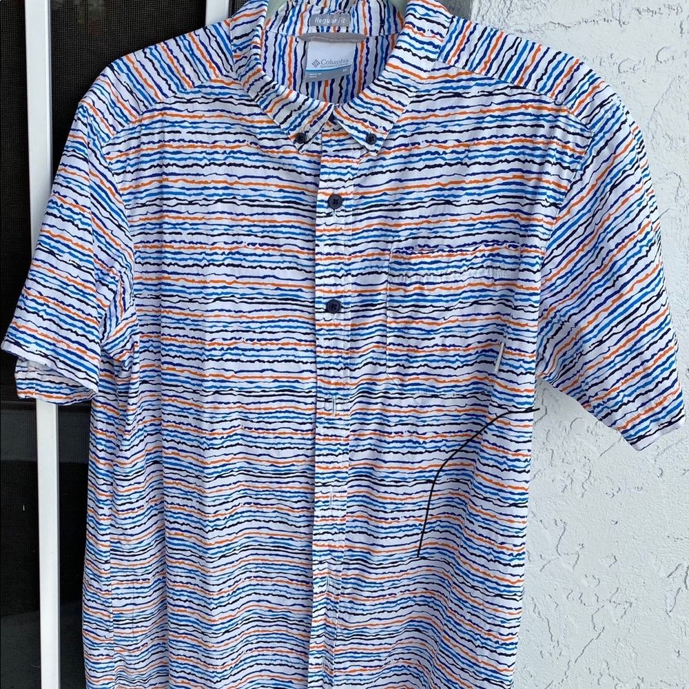 Men’s shortsleeved cotton Columbia shirt